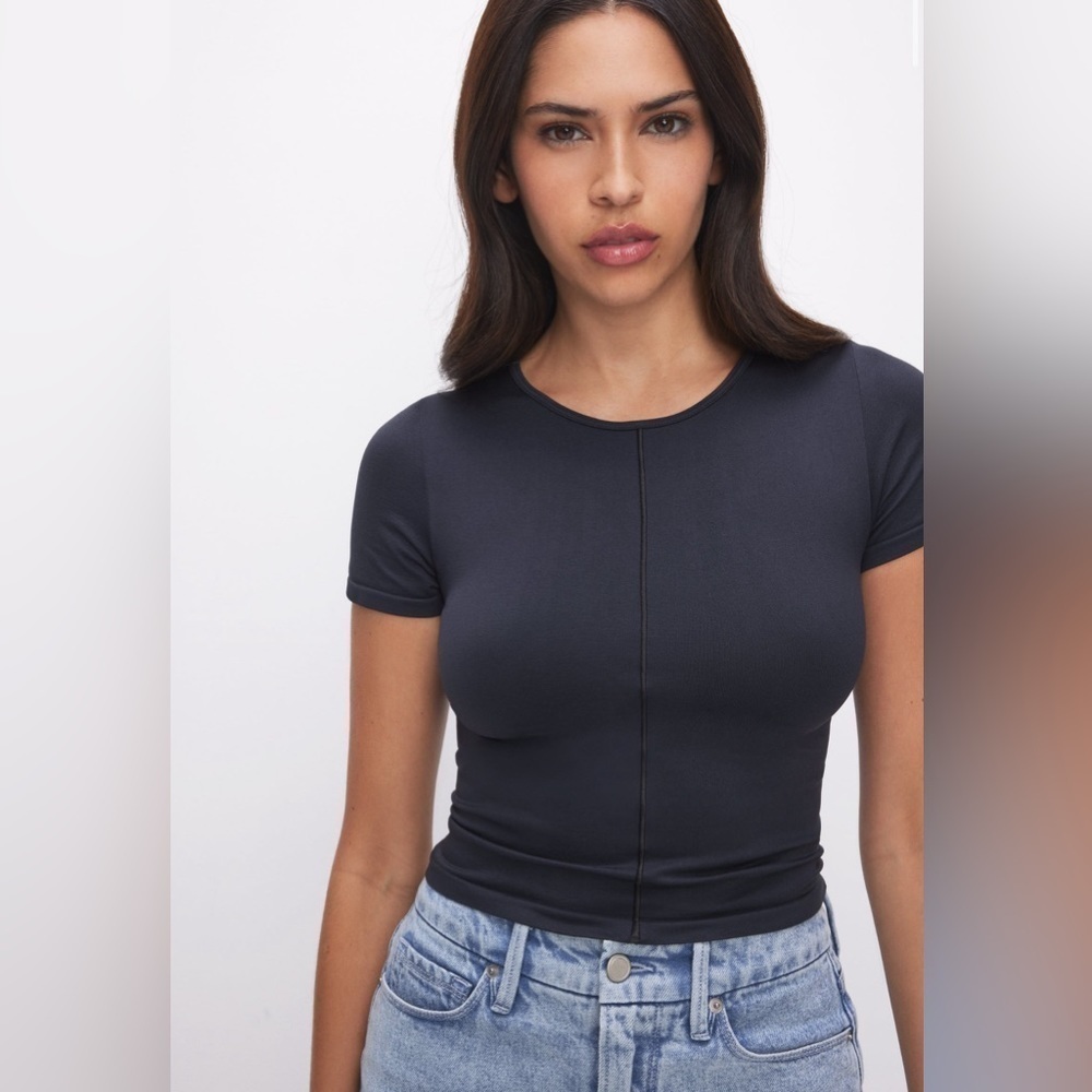NWT GOOD AMERICAN Women’s So Soft Sculpted Tee in Black001 Sz 00/0